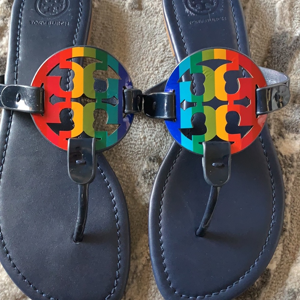 Tory Burch Miller’s - Picture 2 of 4